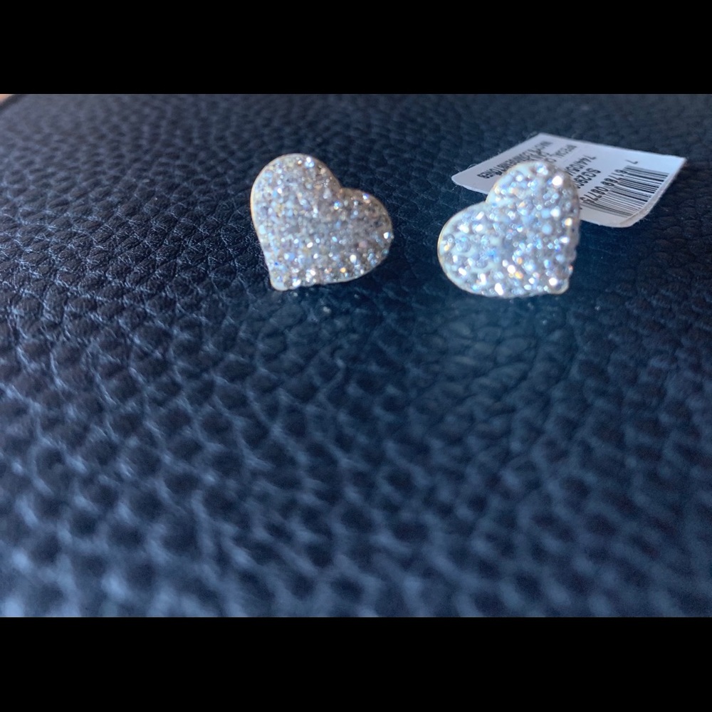 Earrings - Picture 6 of 9